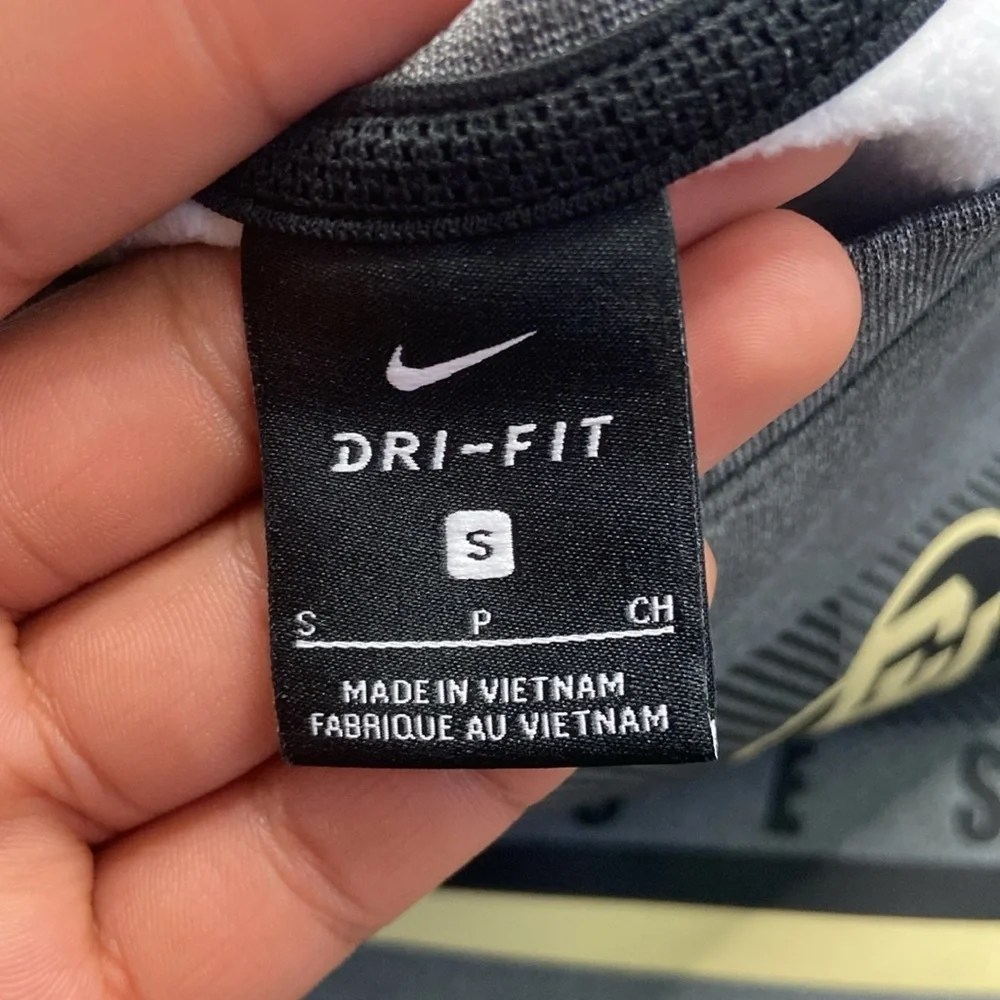 Nike Colorado Buffaloes Crew‎ Neck Sweater